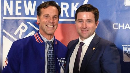 Rangers new head coach David Quinn poses for