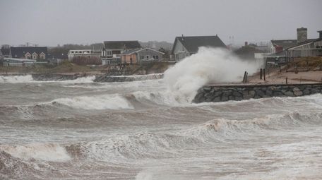 During superstorm Sandy in 2012, waves on Block