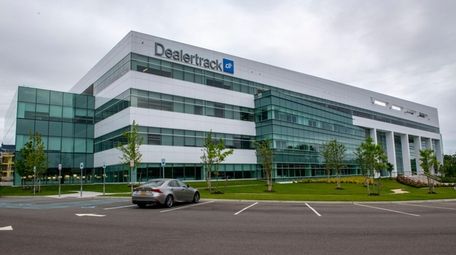 Dealertrack sought to create a "Silicon Valley-like headquarters"