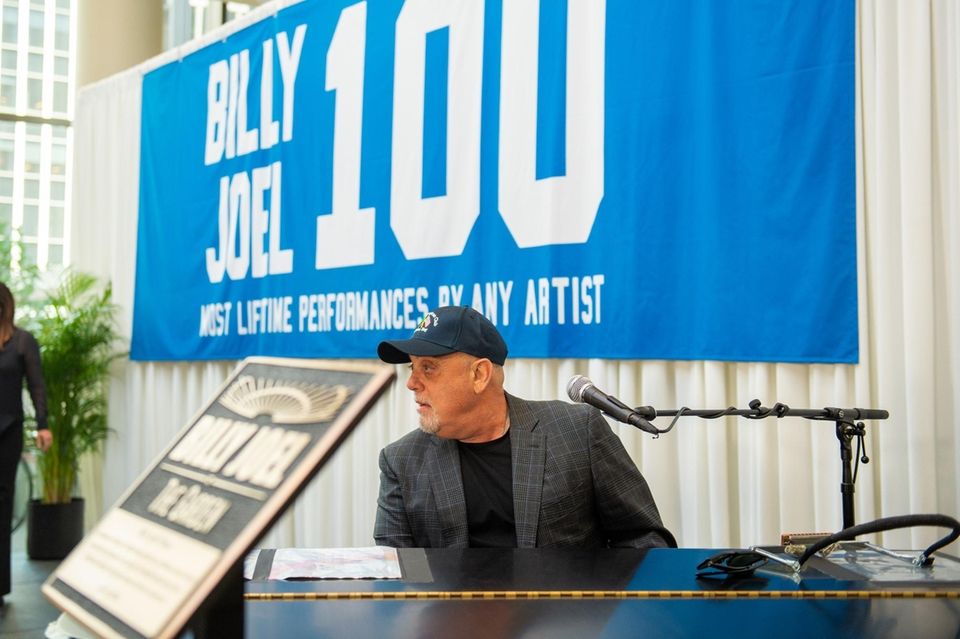 Billy Joel is honored before his 100th show