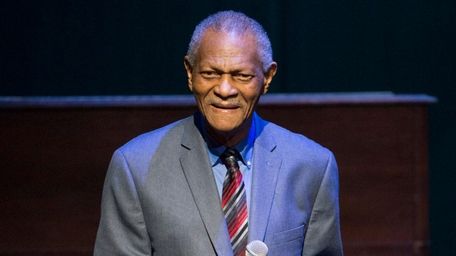 McCoy Tyner receives the Lifetime Achievement Award from