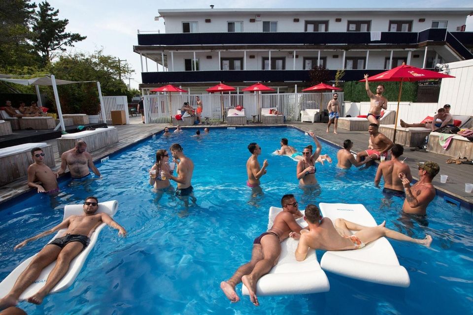 Your Vacation Guide To Fire Island S Cherry Grove And The Pines Newsday