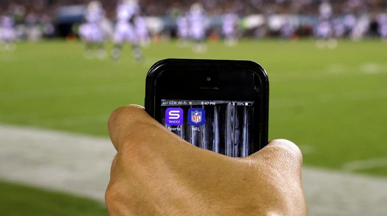 How To Watch Nfl Games Online In 2018 Without A Tv