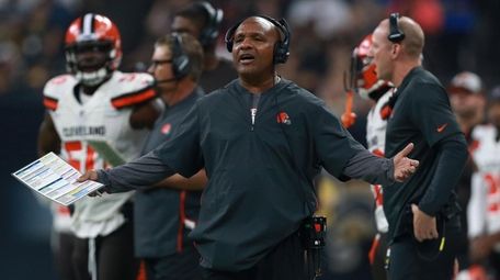 Browns head coach Hue Jackson reacts on the