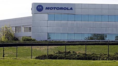 Motorola in Holtsville. About 4,500 employees are expected