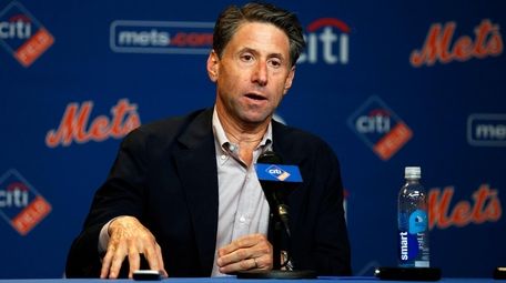 Mets COO Jeff Wilpon speaks to the media