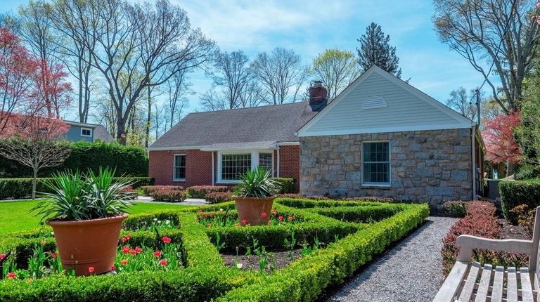 This Glen Cove home is on the market