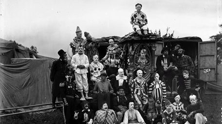 A group of clowns from the early 20th