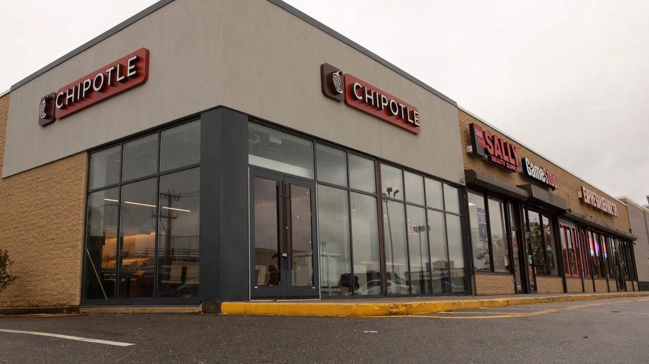 Chipotle Mexican Grill to open new Bay Shore restaurant in November | Newsday