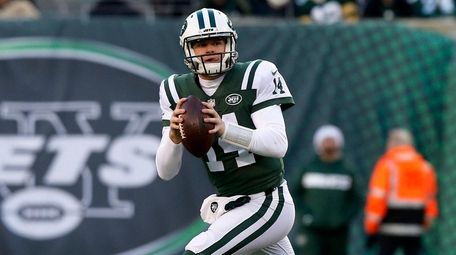 Sam Darnold #14 of the New York Jets