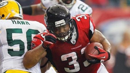 Atlanta is 9-1 in games in which Michael