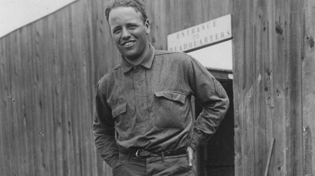 Quentin Roosevelt nella sua uniforme nel 1917, quando