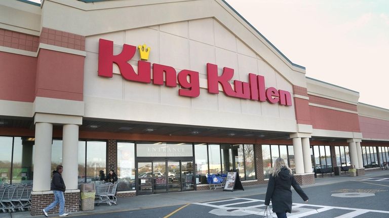 Stop Shop Will Buy King Kullen A Long Island Supermarket Icon