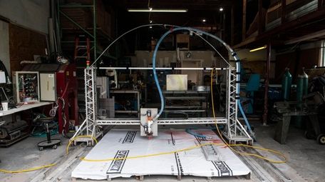 LI firm testing huge 3D printer that could make a house in 48 hours