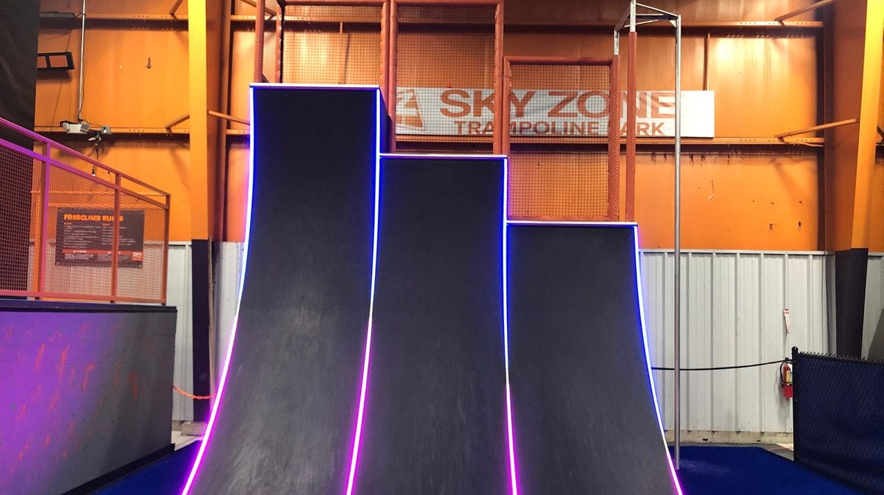 Sky Zones add Warped Wall obstacle challenge | Newsday