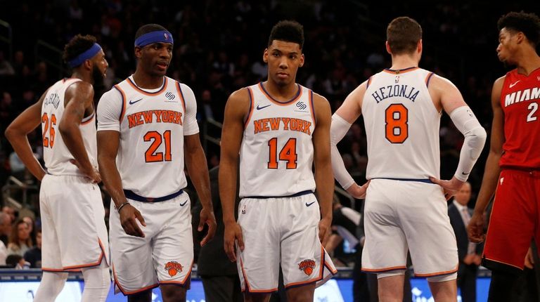 Opinion: Who are the New York Knicks? - ABC7 New York