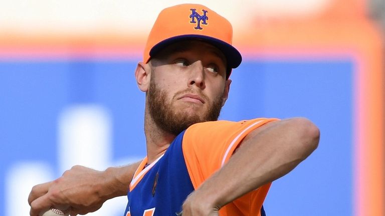 Mets starting pitcher Zack Wheeler delivers against the