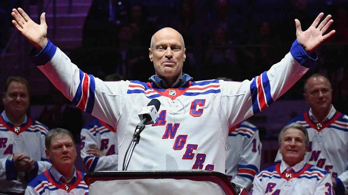 25 years after winning Stanley Cup, 1994 Rangers are saluted at the