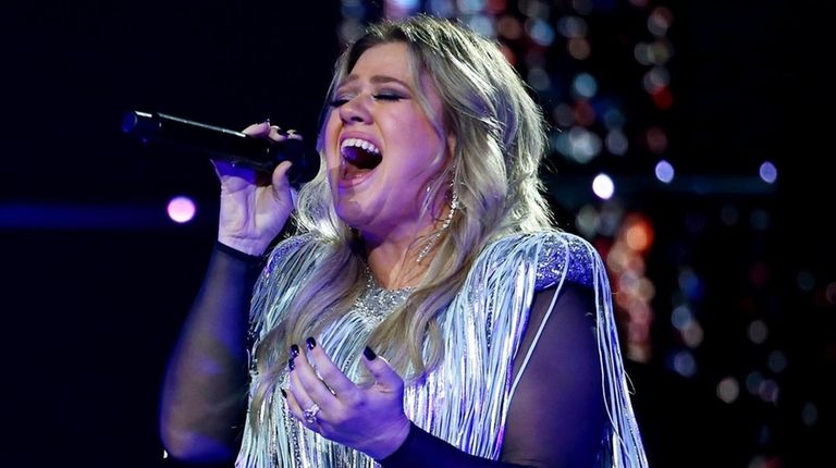 Kelly Clarkson performs during the opening night