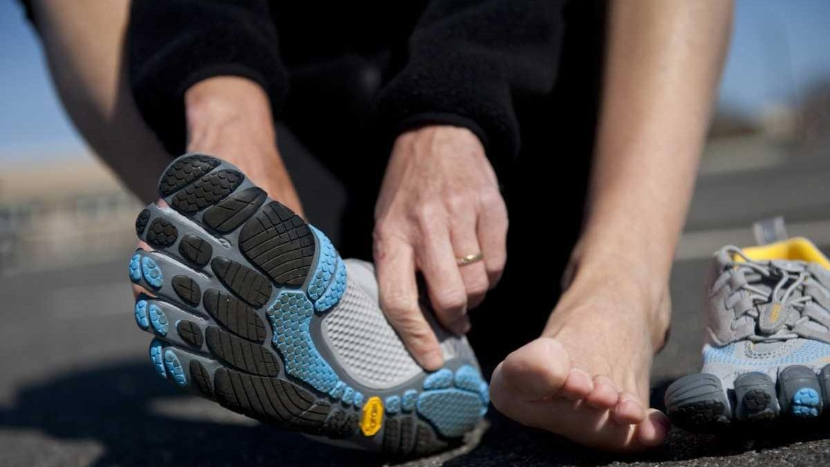 barefoot shoes for weight lifting