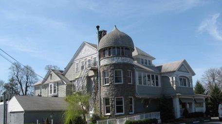 Islip Castle will be sold at auction this