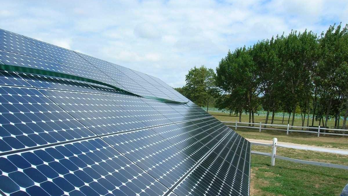 lipa-rebates-fuel-wide-solar-installation-newsday
