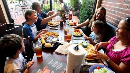 Dixie's Smokehouse Texas B.B.Q. & Rotisserie, Kings Park: