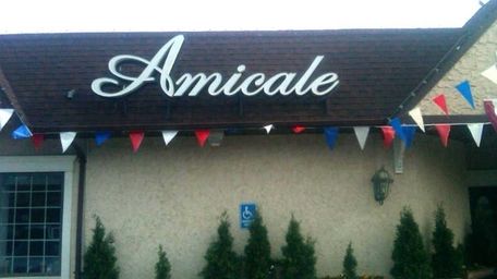 Sign at Amicale, new Huntington Station that replaces