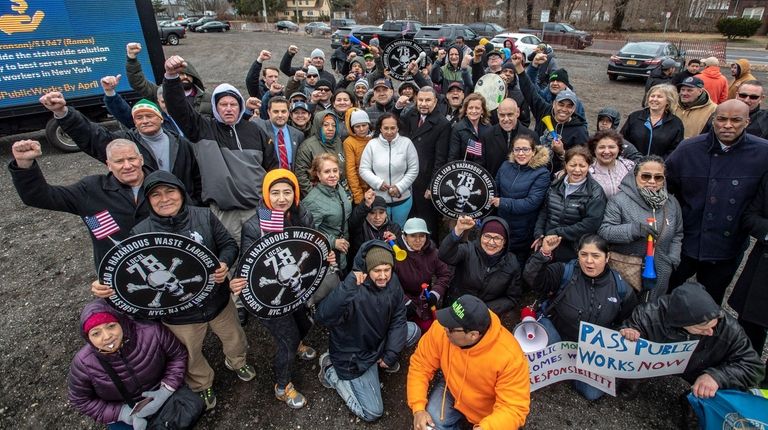 Union leaders and workers rallying for state legislation