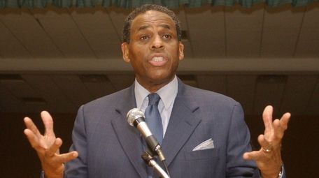 H. Carl McCall campaigning for governor at Levittown