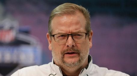Jets general manager Mike Maccagnan speaks during a