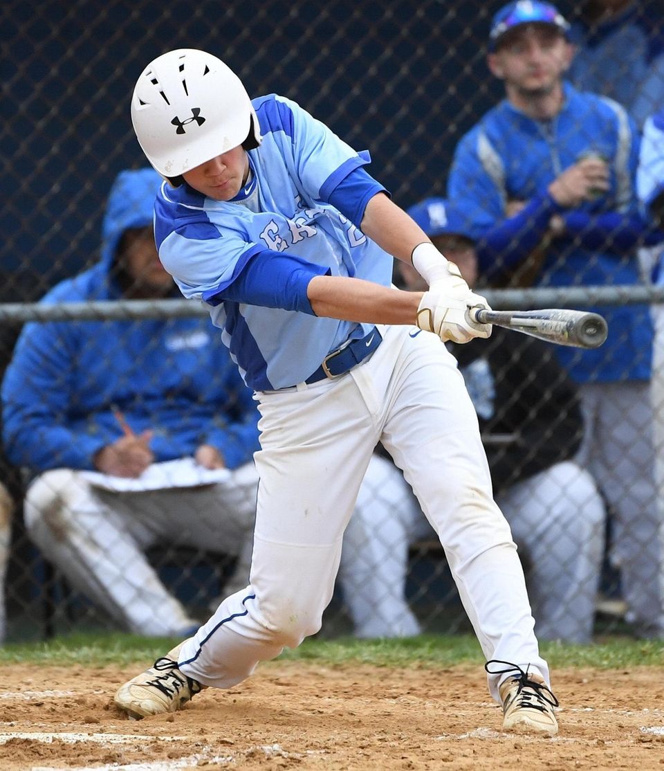 HauppaugeÕs Chris Leone hits an RBI single against