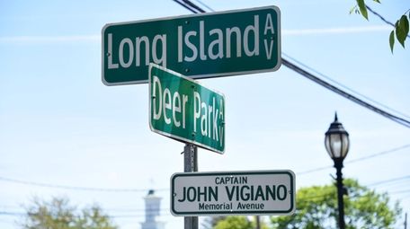A stretch of Long Island Avenue in Deer
