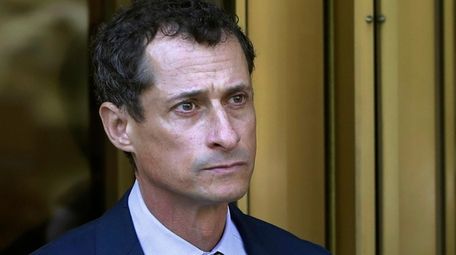 Former Rep. Anthony Weiner leaves federal court after
