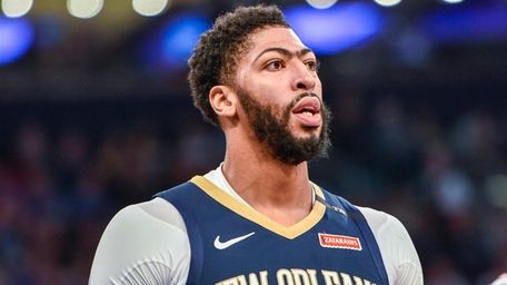 Pelicans forward Anthony Davis reacts after scoring against