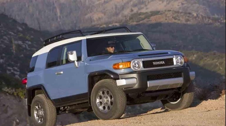 Toyota Fj Cruiser Jeep Wrangler Rubicon Good Off Roaders Newsday