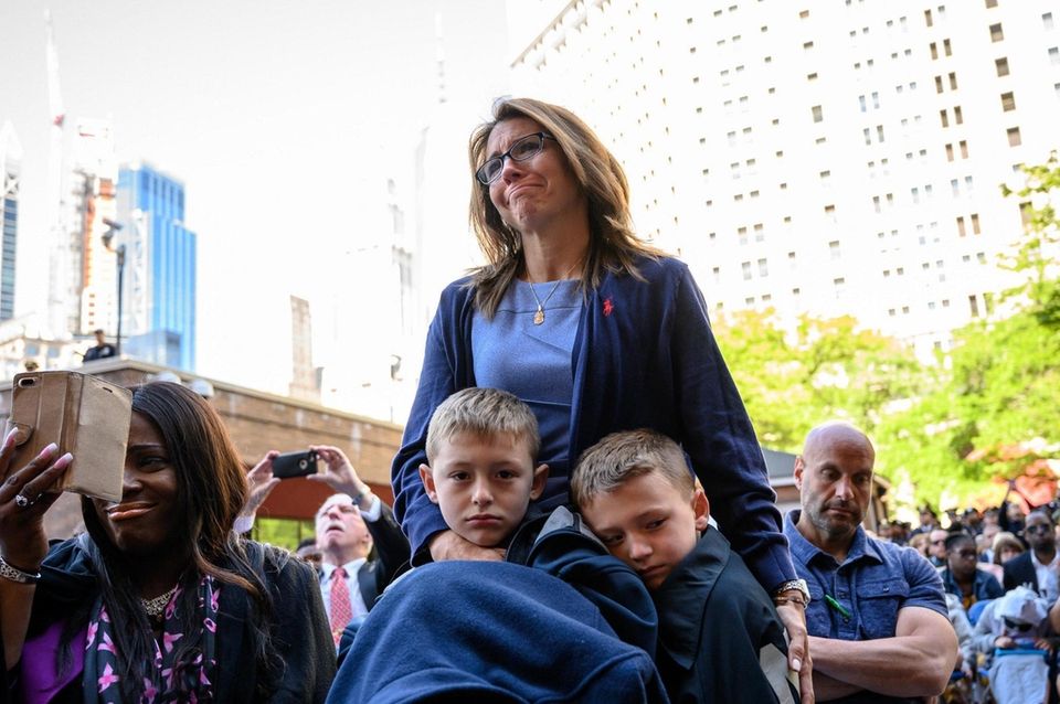Lisa Tuozzolo and her sons with her sons,