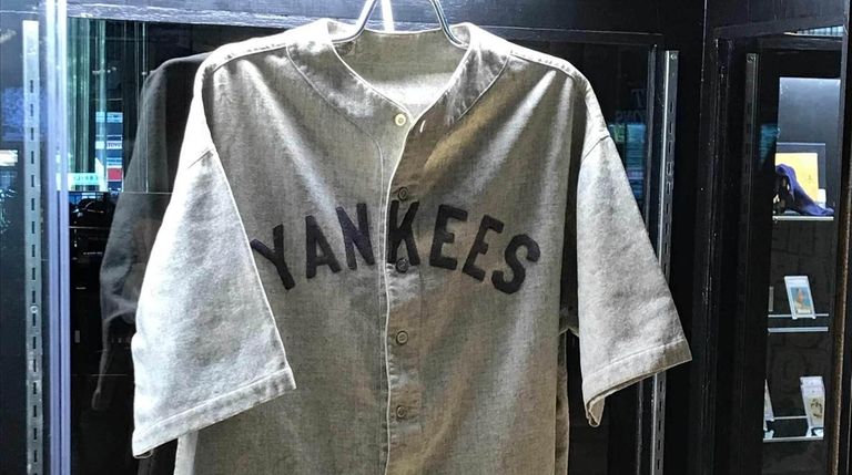 babe ruth yankees jersey