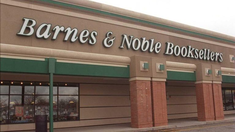 Barnes Noble Closing Store In Huntington Station Newsday