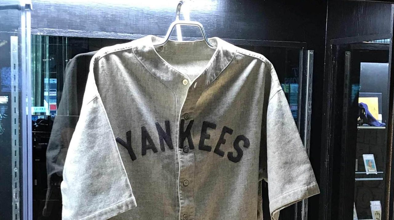 Babe Ruth jersey sells for record $5.64 