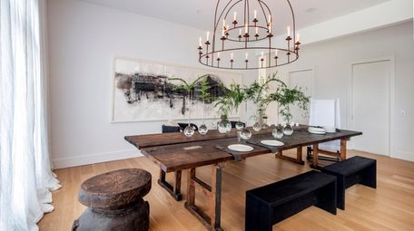 The dining room by Michael Del Piero Good