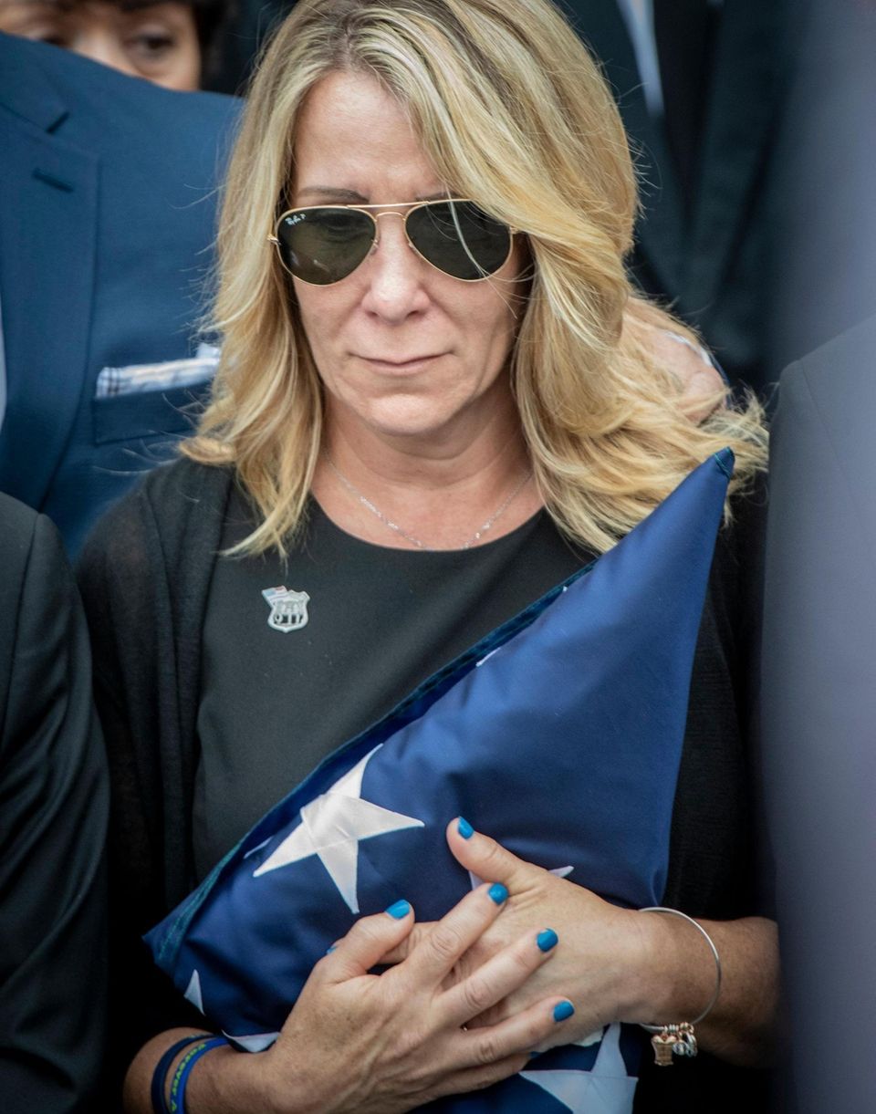 Laine Alvarez the wife of Luis Alvarez, a