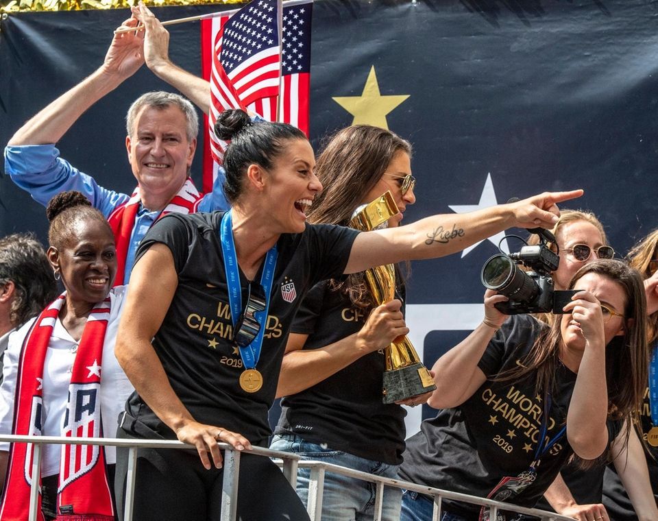 Louis Vuitton Usa Women's Soccer Team | IUCN Water