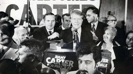 Jimmy Carter addresses the Queens County Democratic Party
