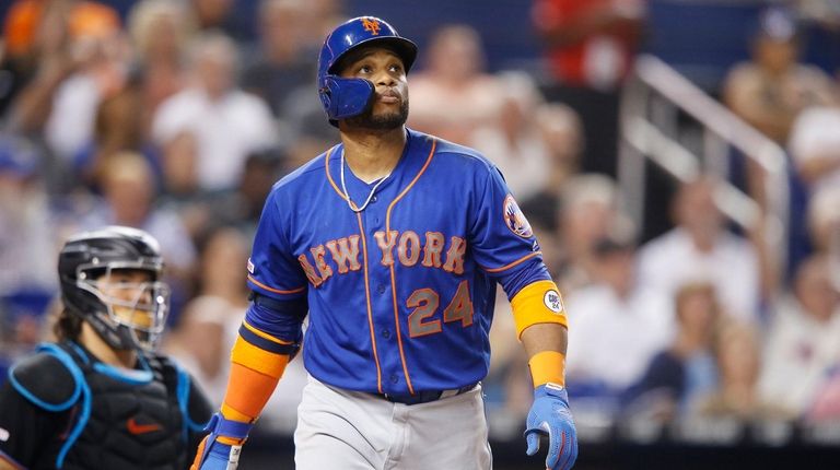 Robinson Cano of the New York Mets watches