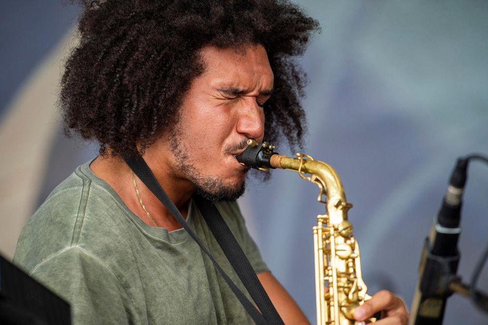Long Island-based Dudley Music performs at the Great