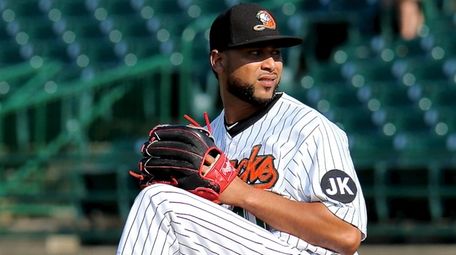 Long Island Ducks starting pitcher Pedro Beato delivers