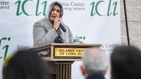 Dr. Isma Chaudhry, chair of the Islamic Center