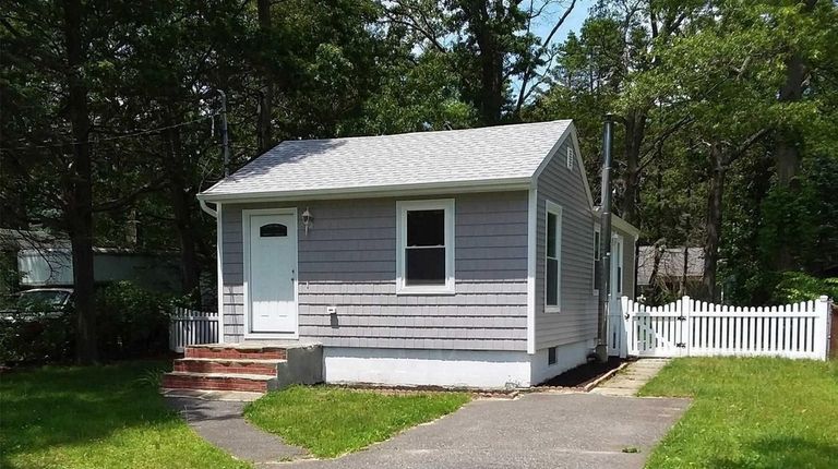3 Tiny Homes On Li For Sale For Under 300 000 Newsday