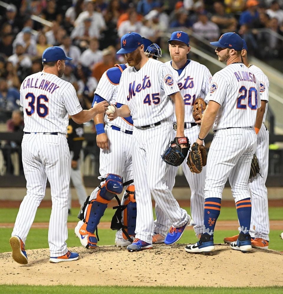 New York Mets manager Mickey Callaway takes the